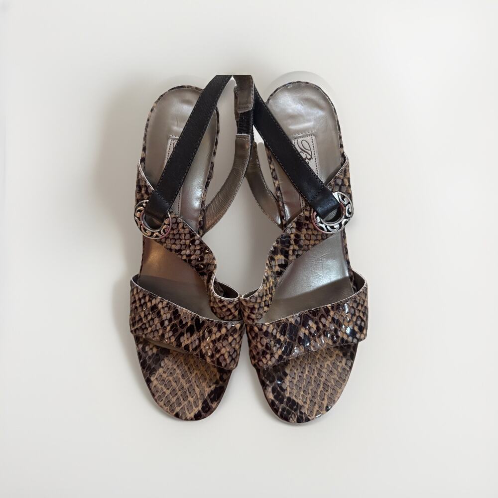 BRIGHTON RIVOLI Beige Brown Snakeskin Med Heel Sandals, Sz 7, MSRP $210